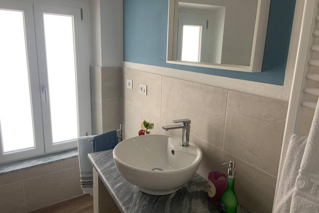 Apartamento Antica Casa Nel Borgo Pietrasanta Exterior foto
