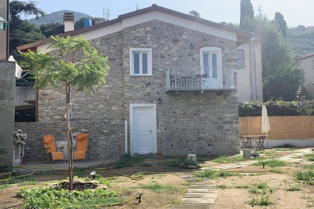 Apartamento Antica Casa Nel Borgo Pietrasanta Exterior foto